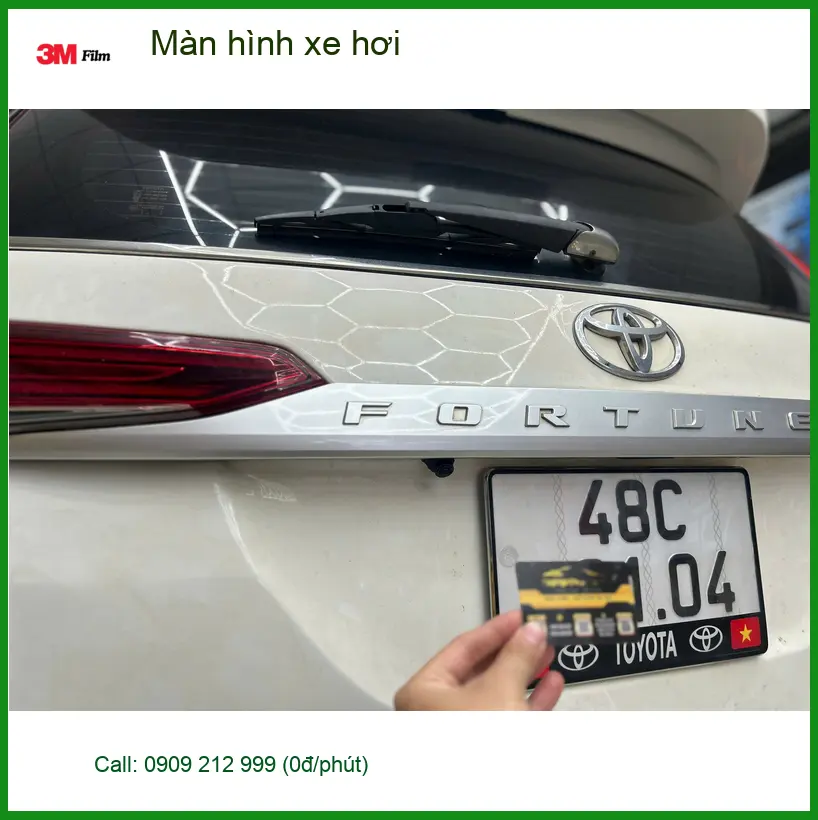 Anh Bách lắp màn hình xe hơi Honda HR-V tại Quận 4 để trải nghiệm công nghệ mới ảnh thực tế 2