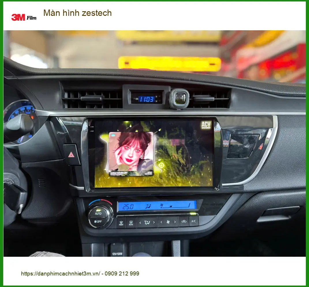 Anh Khải lắp màn hình Zestech cho Honda HR-V tại Quận 12 để trải nghiệm công nghệ mới mẻ