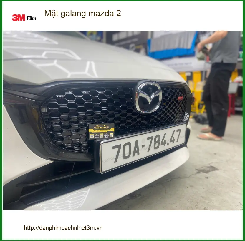 Anh Khải độ Mặt galang Mazda 2 tại Quận 11 giúp xe thêm phần cá tính