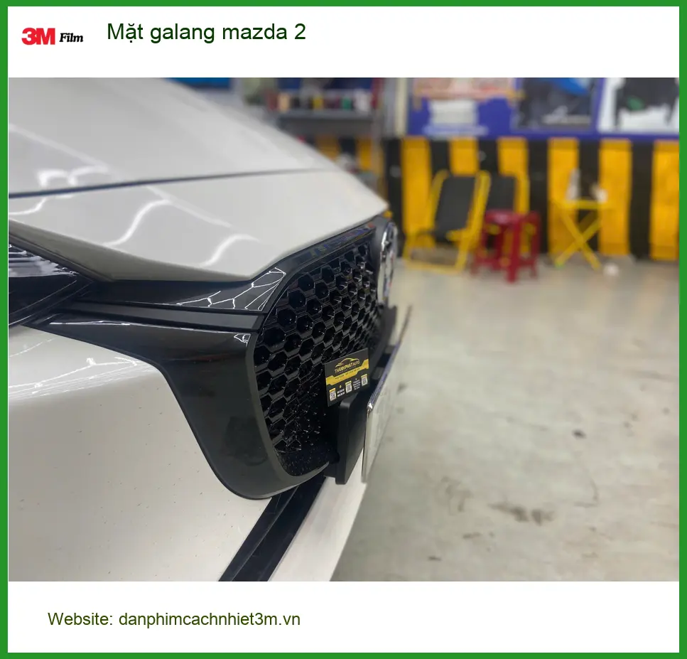 Anh Khải nâng cấp mặt galang Mazda 2 tại Quận 12 để xe trông thể thao hơn