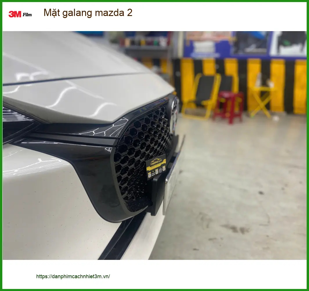 Anh Kiên độ mặt galang Mazda 2 tại Quận 1 để làm mới diện mạo xe ảnh thực tế 4