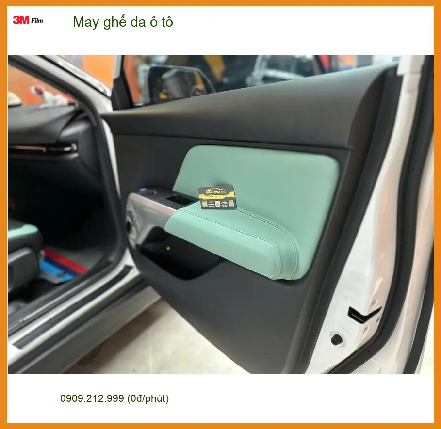 Chị Lâm may ghế da ô tô Ford Everest tại Quận 10 để nâng tầm không gian nội thất ảnh thực tế 3