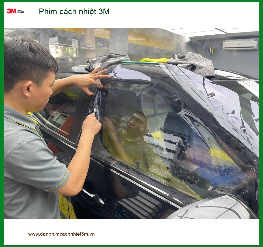 Chị Bích dán phim cách nhiệt 3M cho Hyundai Creta tại Quận 9 chuẩn bị đón nắng hè ảnh thực tế 4
