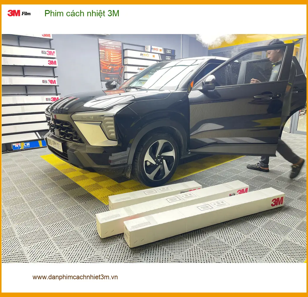 Anh Kiên dán phim cách nhiệt 3M cho Hyundai Accent tại Quận 6 để chống nóng hiệu quả ảnh thực tế 4