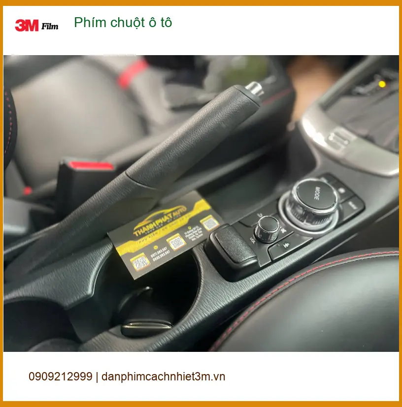Chú Lâm lắp phím chuột ô tô cho Mitsubishi Pajero Sport tại Củ Chi để điều khiển dễ hơn