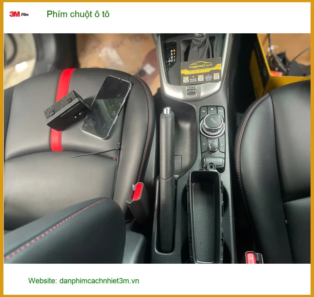 Chị Vân lắp Phím chuột ô tô Hyundai Accent ở Bình Thạnh, dễ dùng mọi tính năng ảnh thực tế 3