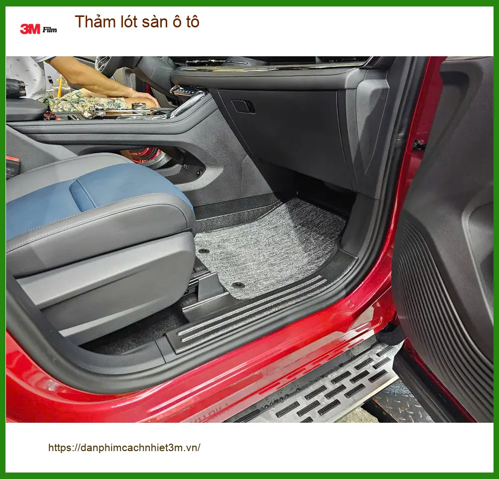 Anh Tấn lắp Thảm lót sàn ô tô Hyundai Accent tại Quận Gò Vấp để nội thất luôn sạch đẹp ảnh thực tế 5