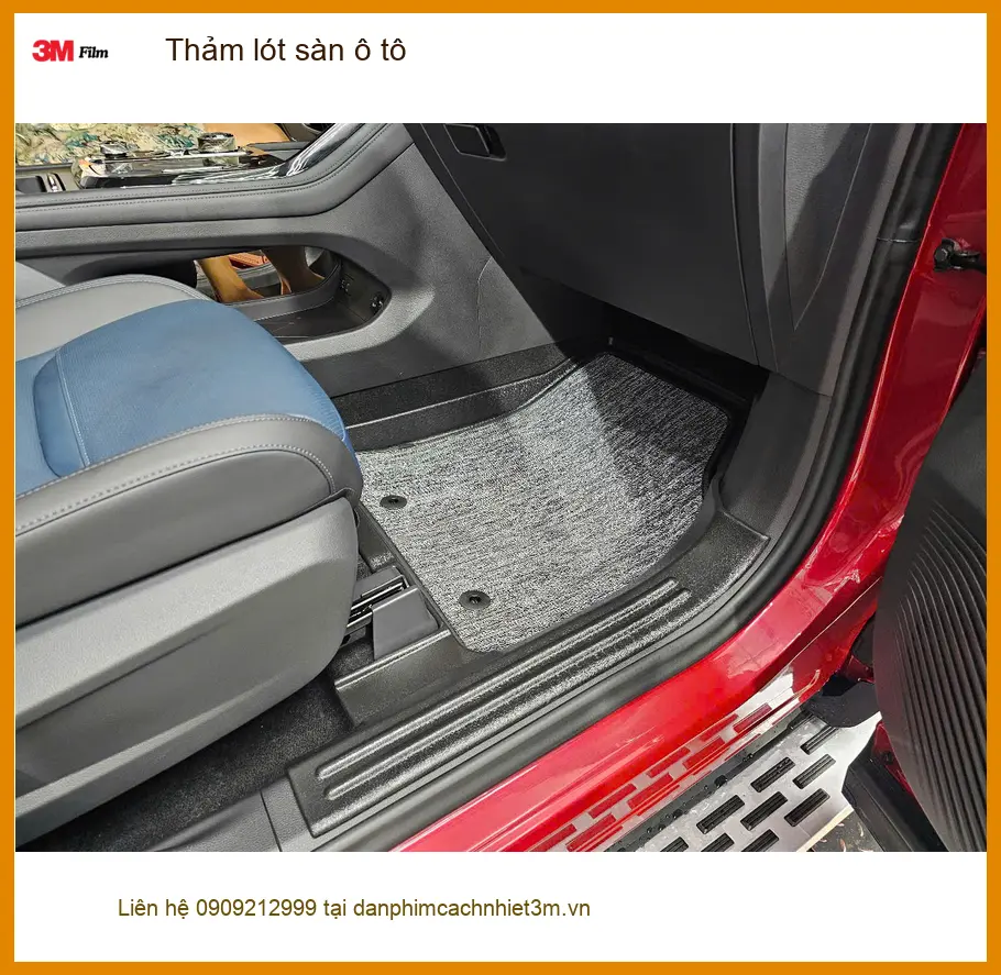 Chị Thảo đặt thảm lót sàn ô tô cho Kia Carnival ở Cần Giờ tiện lợi làm sạch ảnh thực tế 4