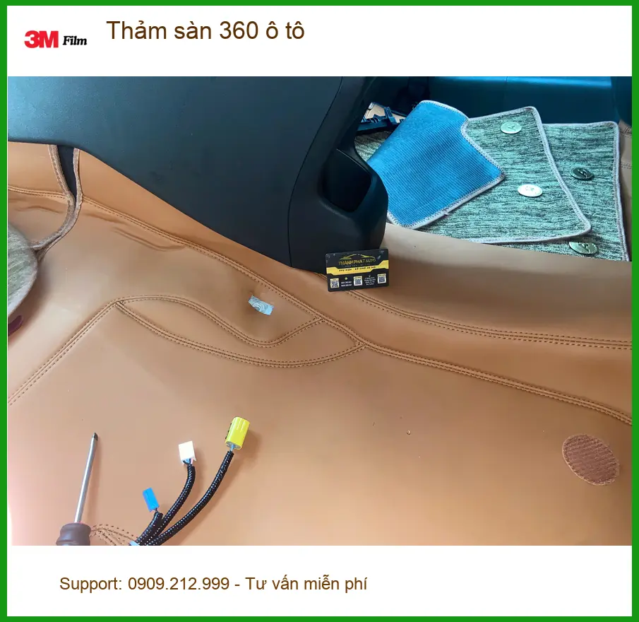 Cô Mai lắp thảm sàn 360 ô tô cho Ford Everest Quận 9 ảnh thực tế 3