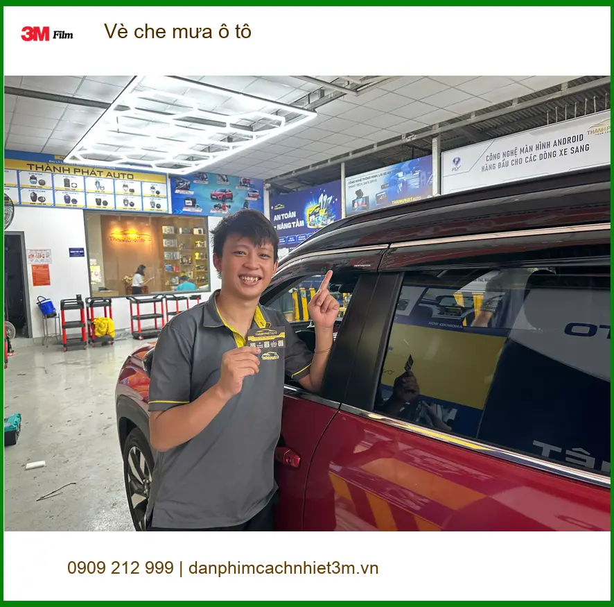 Anh Quang lắp vè che mưa ô tô Honda HR-V Quận Tân Phú chống tạt nước mưa ảnh thực tế 4