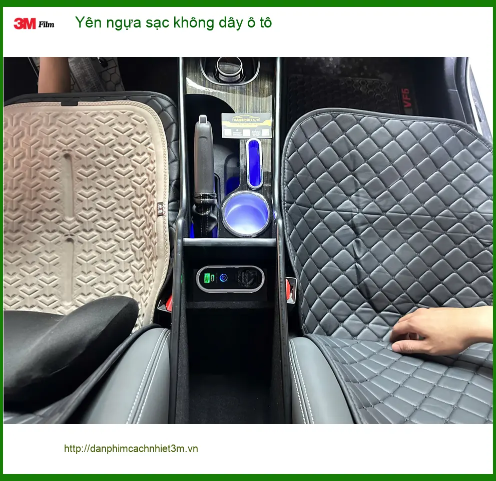 Anh Minh gắn yên ngựa sạc không dây ô tô Hyundai Accent ở Quận Tân Bình ảnh thực tế 2