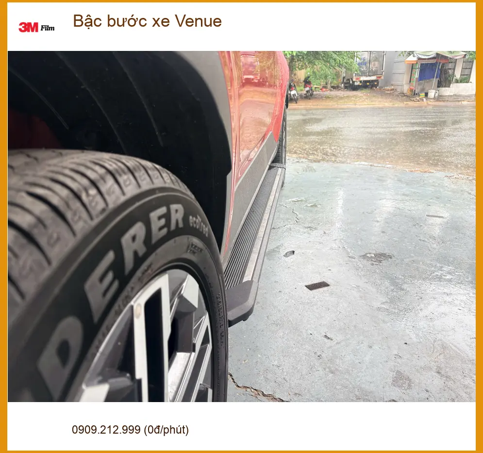 Anh Trung lắp bậc bước xe Venue Quận 9 vì gia đình có người lớn tuổi ảnh thực tế 2