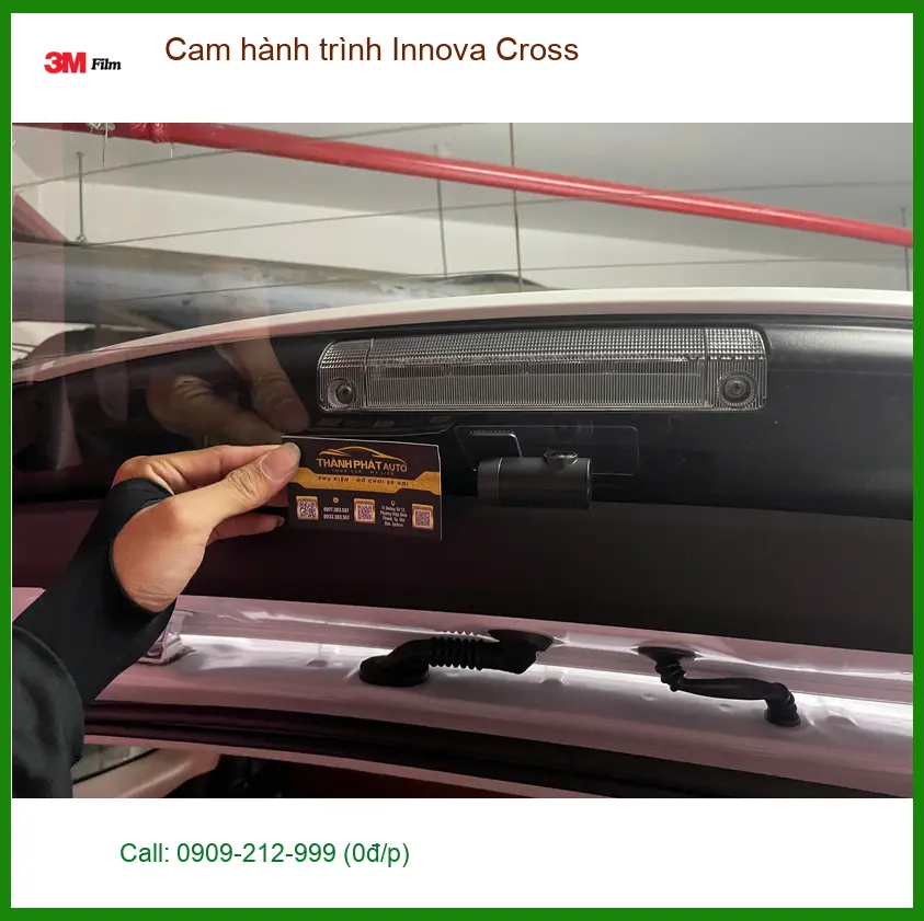 Anh Duy lắp cam hành trình Innova Cross Quận 9 để ghi lại lộ trình an toàn ảnh thực tế 4
