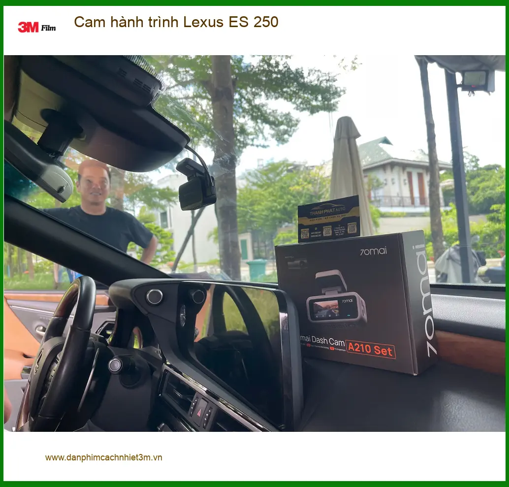 Anh Tuấn Kiệt lắp cam hành trình Lexus ES 250 tại Quận 9 để yên tâm di chuyển ảnh thực tế 5