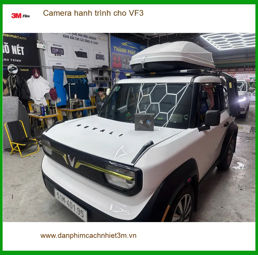 Anh Dũng lắp Camera hành trình cho VinFast VF3 tại Quận 12 để yên tâm di chuyển ảnh thực tế 3