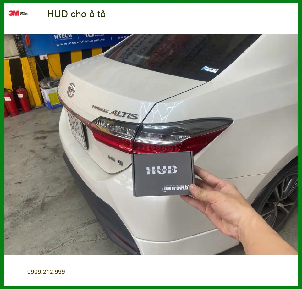 Anh Duy Khang lắp HUD cho ô tô Kia Sorento tại Quận 12 để lái xe an toàn hơn