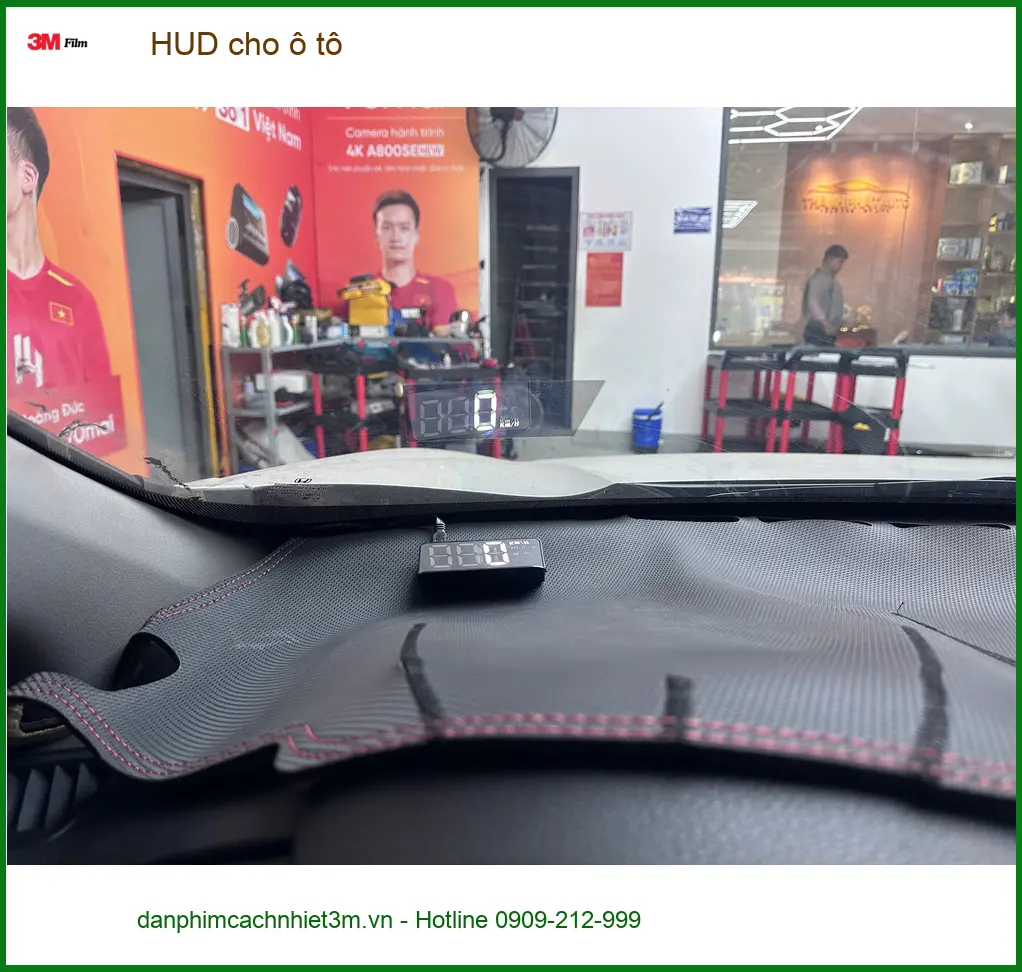 Anh Duy Khang lắp HUD cho ô tô Kia Sorento tại Quận 12 để lái xe an toàn hơn ảnh thực tế 3