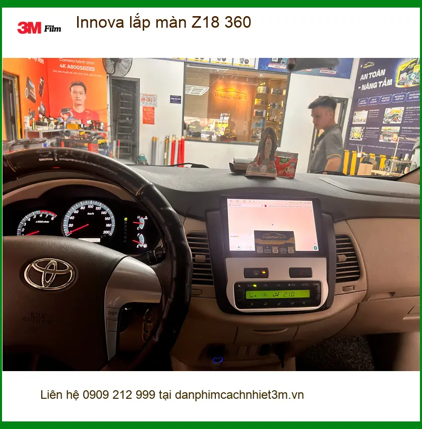 Chú Lộc lắp màn hình Z18 360 cho Innova tại Quận 12 để xóa điểm mù khi đậu xe ảnh thực tế 2
