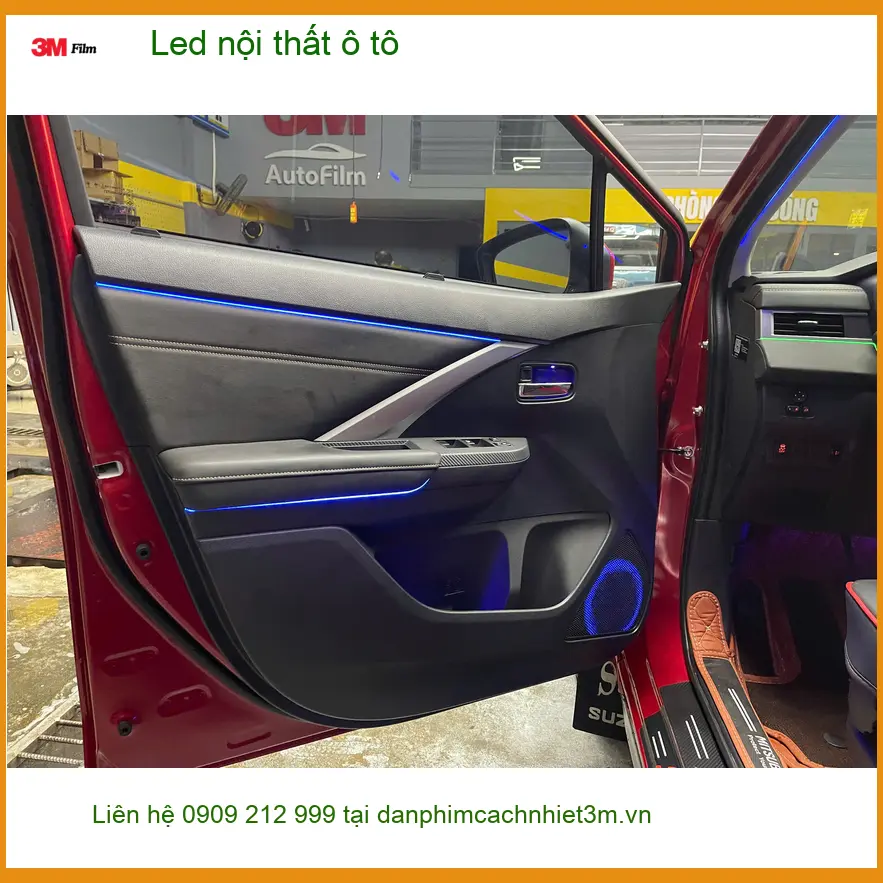 Anh Long lắp Led nội thất ô tô Honda CR-V tại Quận 9 vì đèn zin quá tối