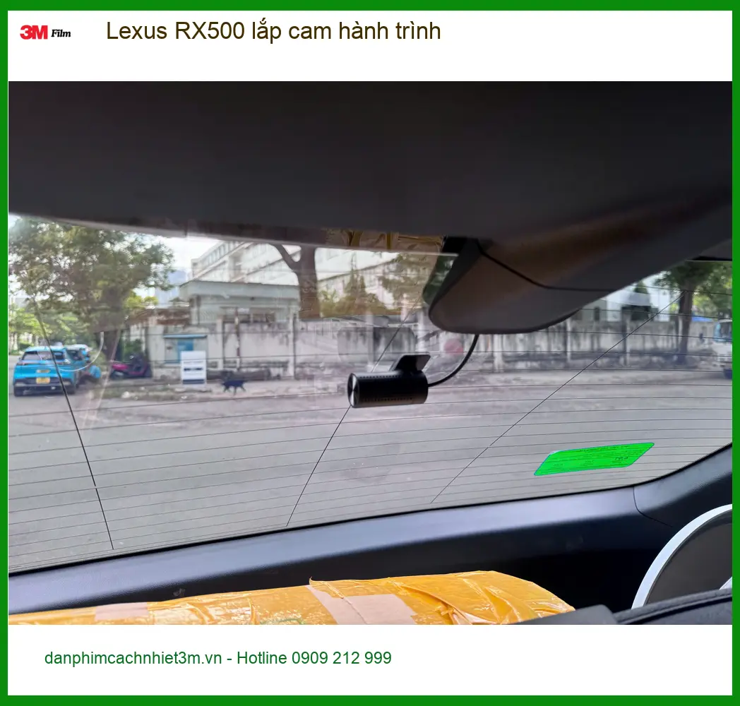 Anh Khải lắp cam hành trình cho Lexus RX500 tại Quận 9 để an tâm hơn khi lái xe ảnh thực tế 2