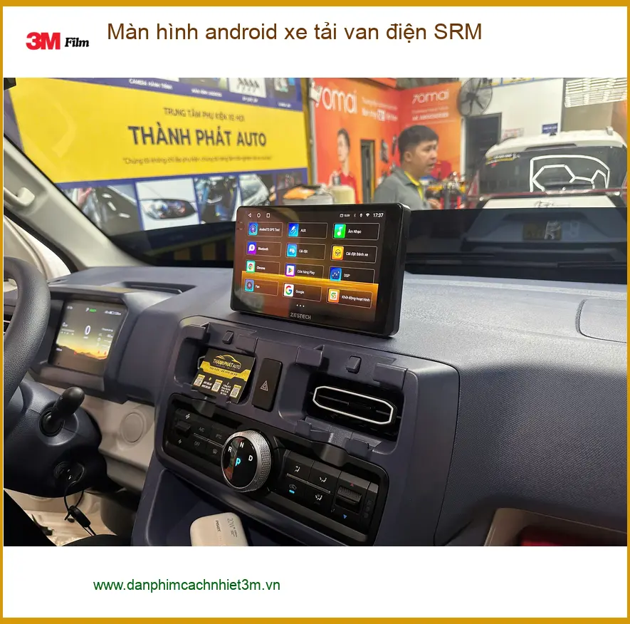 Anh Thành lắp màn hình Android cho xe tải van điện SRM tại Quận 12. ảnh thực tế 3