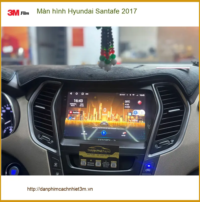 Anh Duy lắp màn hình Hyundai Santafe 2017 tại Quận 12 vì màn zin chậm chạp ảnh thực tế 2