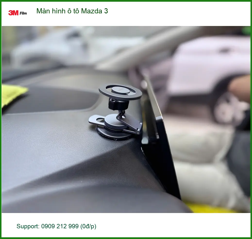 Chị Trâm nâng cấp màn hình ô tô Mazda 3 tại Quận 9 - Trải nghiệm mới