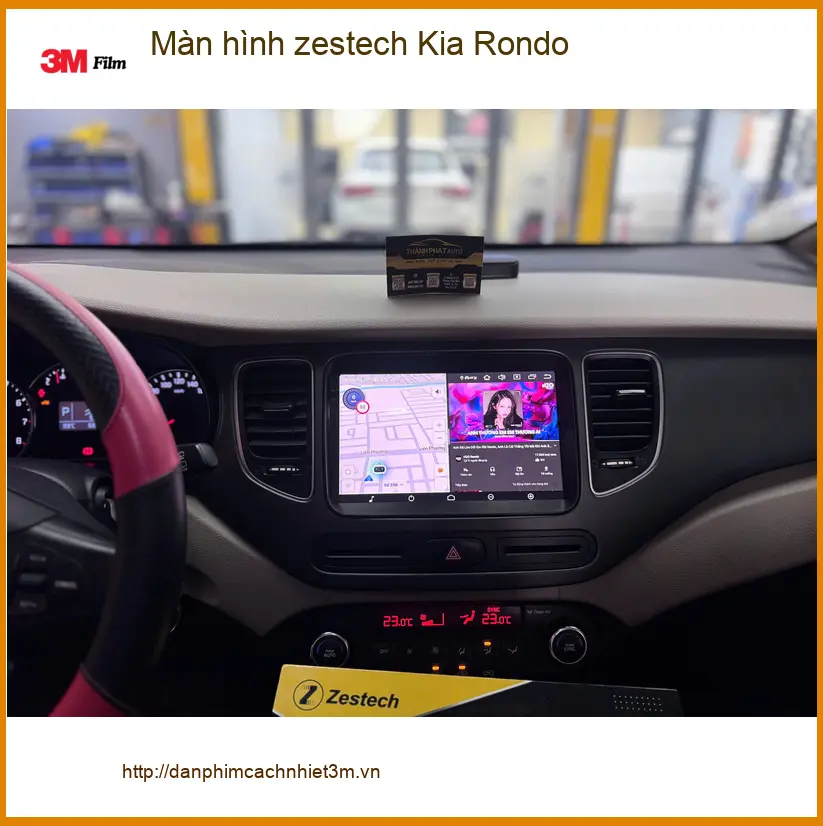 Anh Tùng lắp màn hình Zestech cho Kia Rondo tại Quận 9 để nâng cấp trải nghiệm lái ảnh thực tế 2