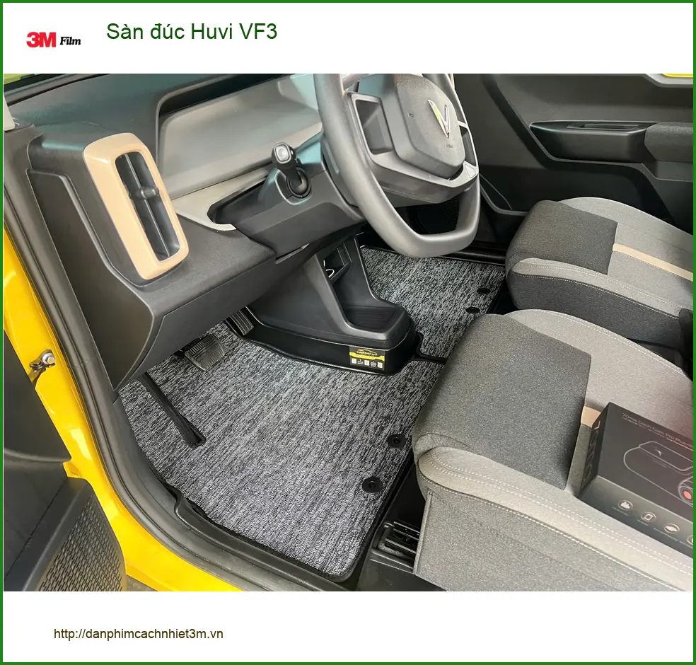Chị An lắp Sàn đúc Huvi VF3 cho VinFast VF3 để nội thất xe luôn sạch đẹp tại Quận Thủ Đức ảnh thực tế 3