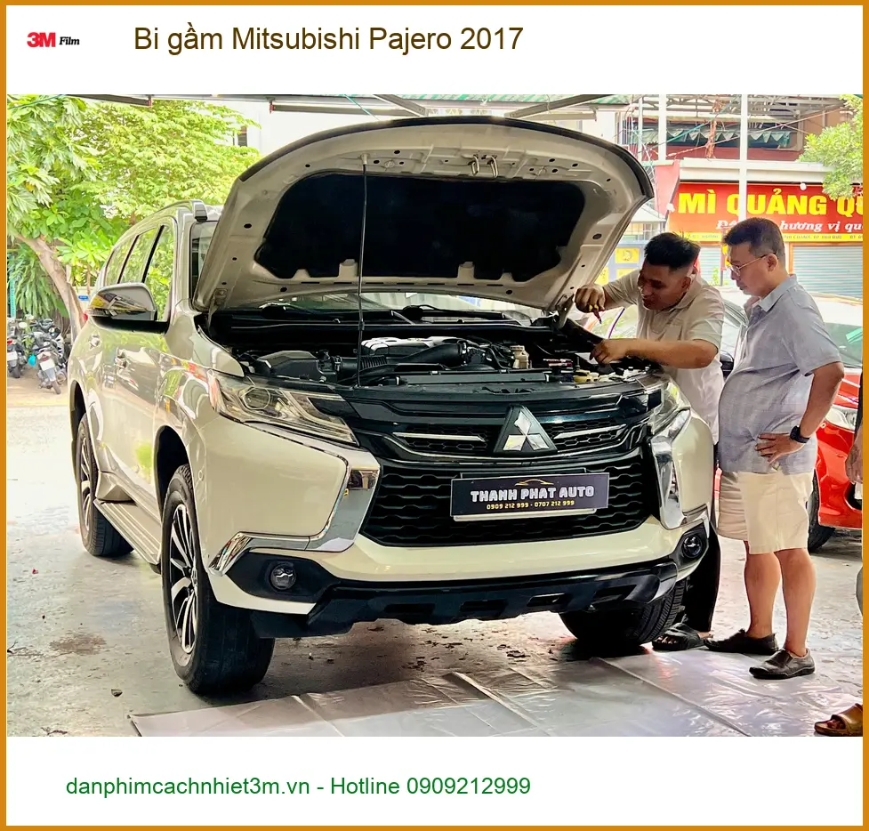 Chú Minh độ bi gầm Mitsubishi Pajero 2017 tại Thủ Đức vì đèn zin yếu khi đi đêm ảnh thực tế 2
