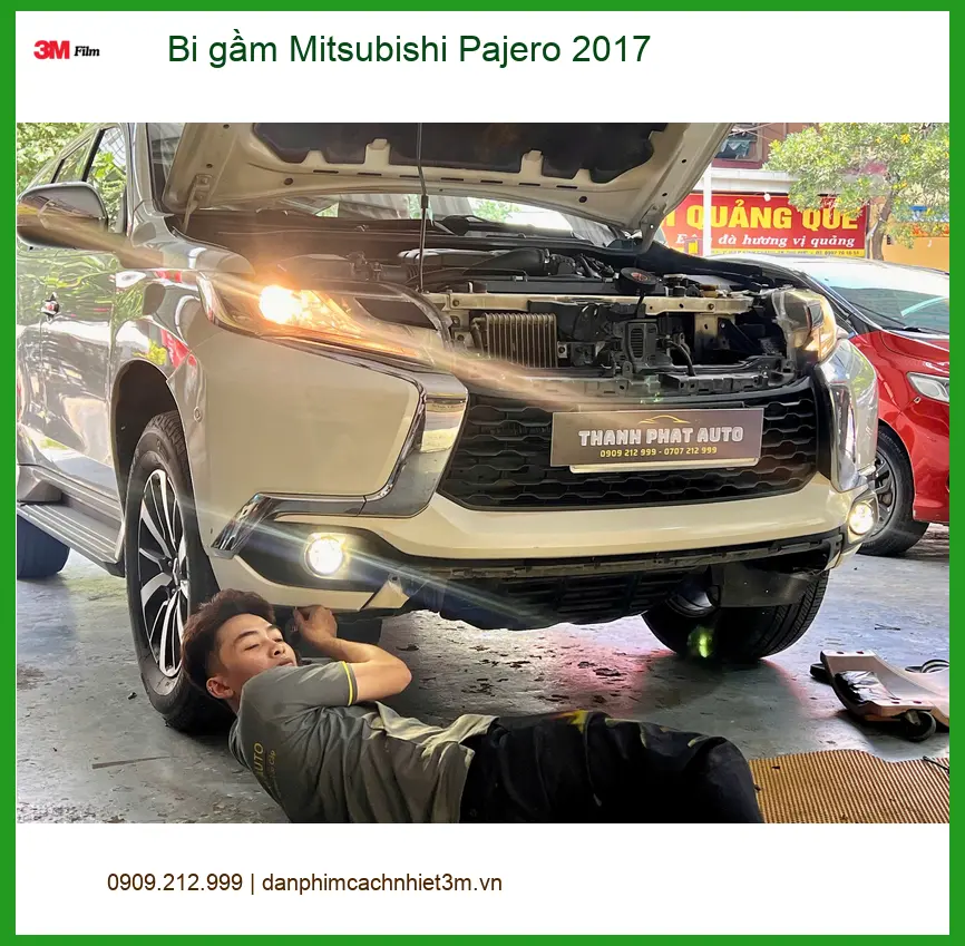 Chú Minh độ bi gầm Mitsubishi Pajero 2017 tại Thủ Đức vì đèn zin yếu khi đi đêm ảnh thực tế 4