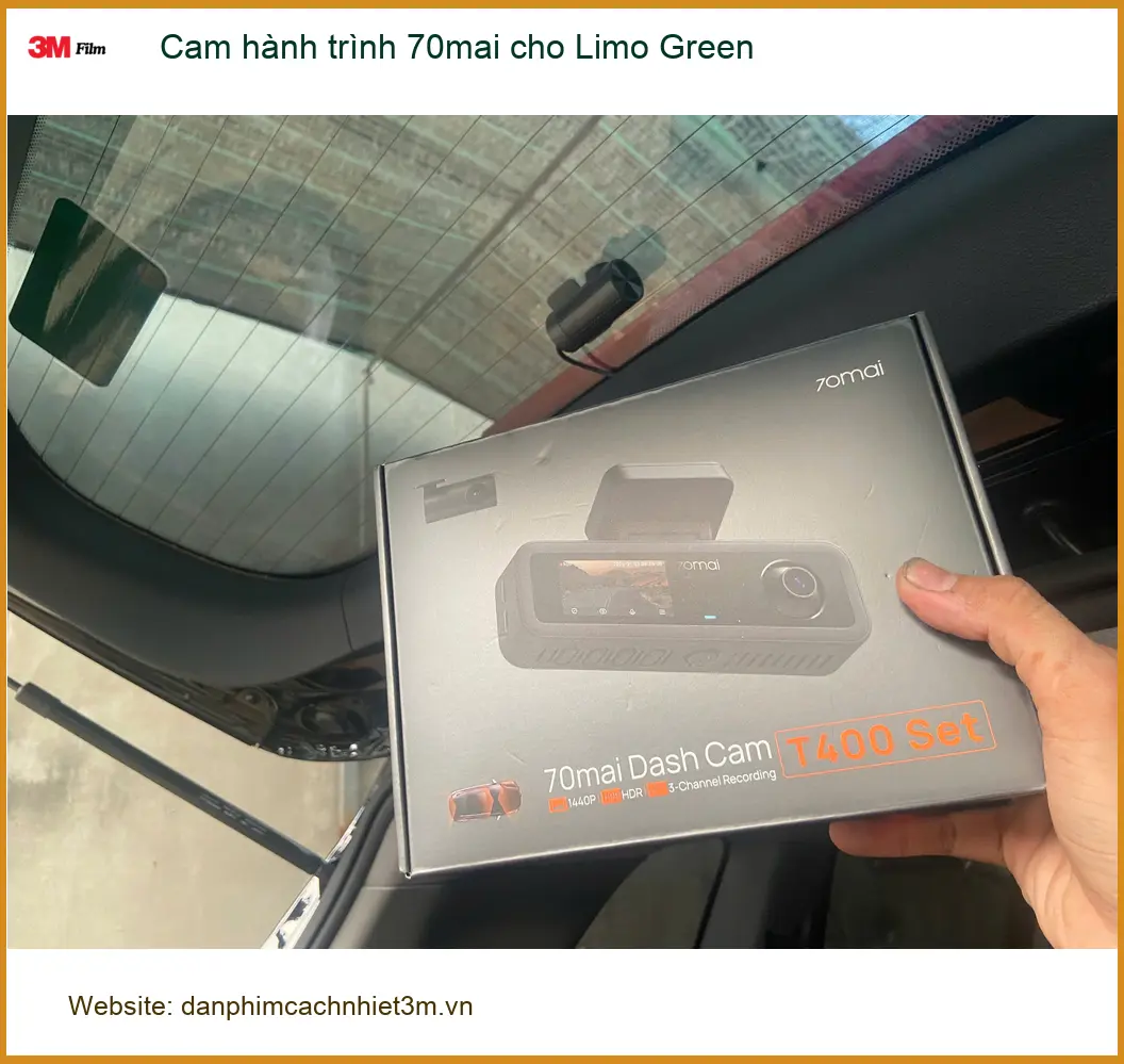 Anh Duy lắp cam hành trình 70mai cho Limo Green tại Quận 12