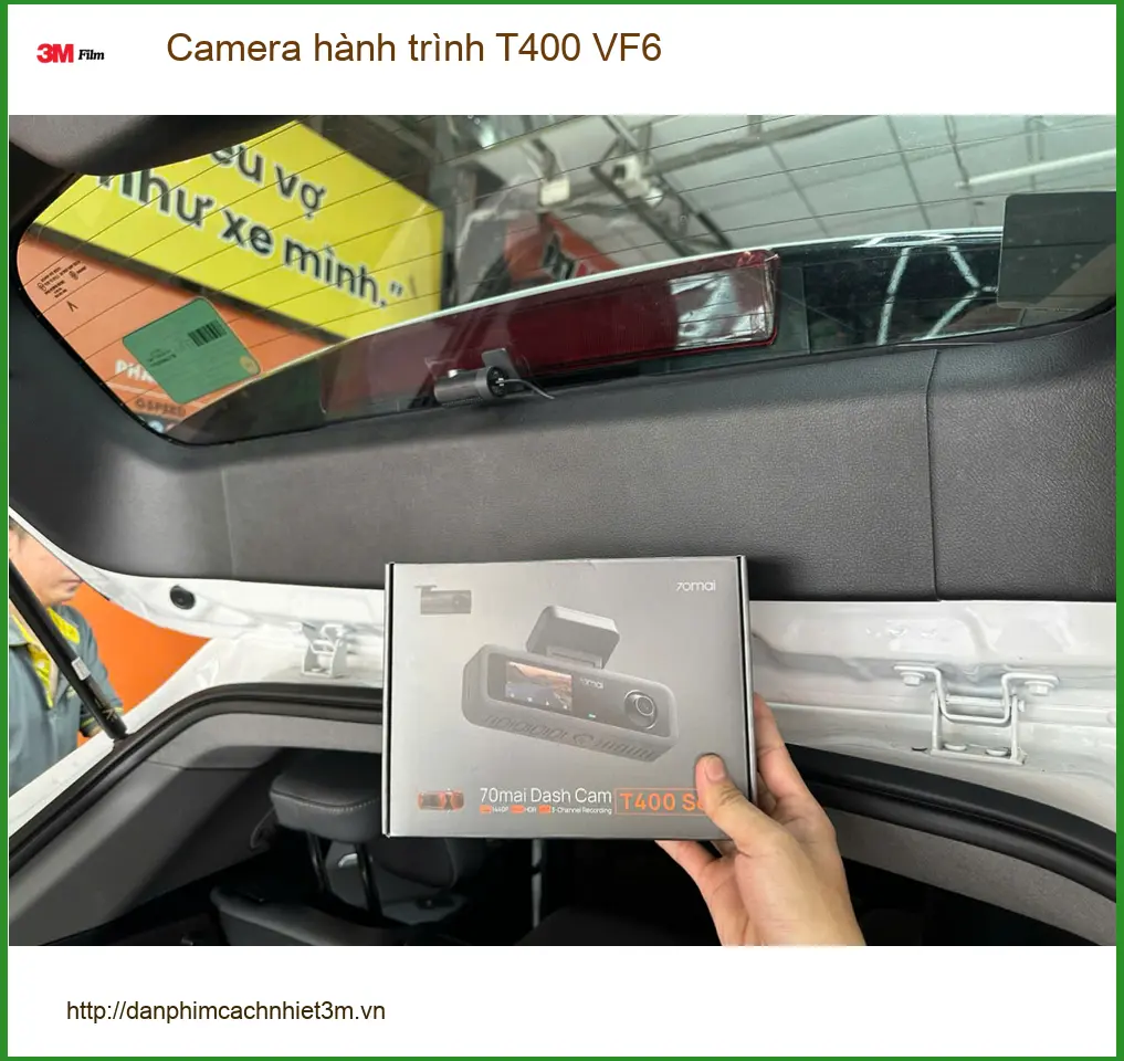 Chị Thanh lắp Camera hành trình T400 VinFast VF6 Quận 12 đảm bảo an toàn ảnh thực tế 2