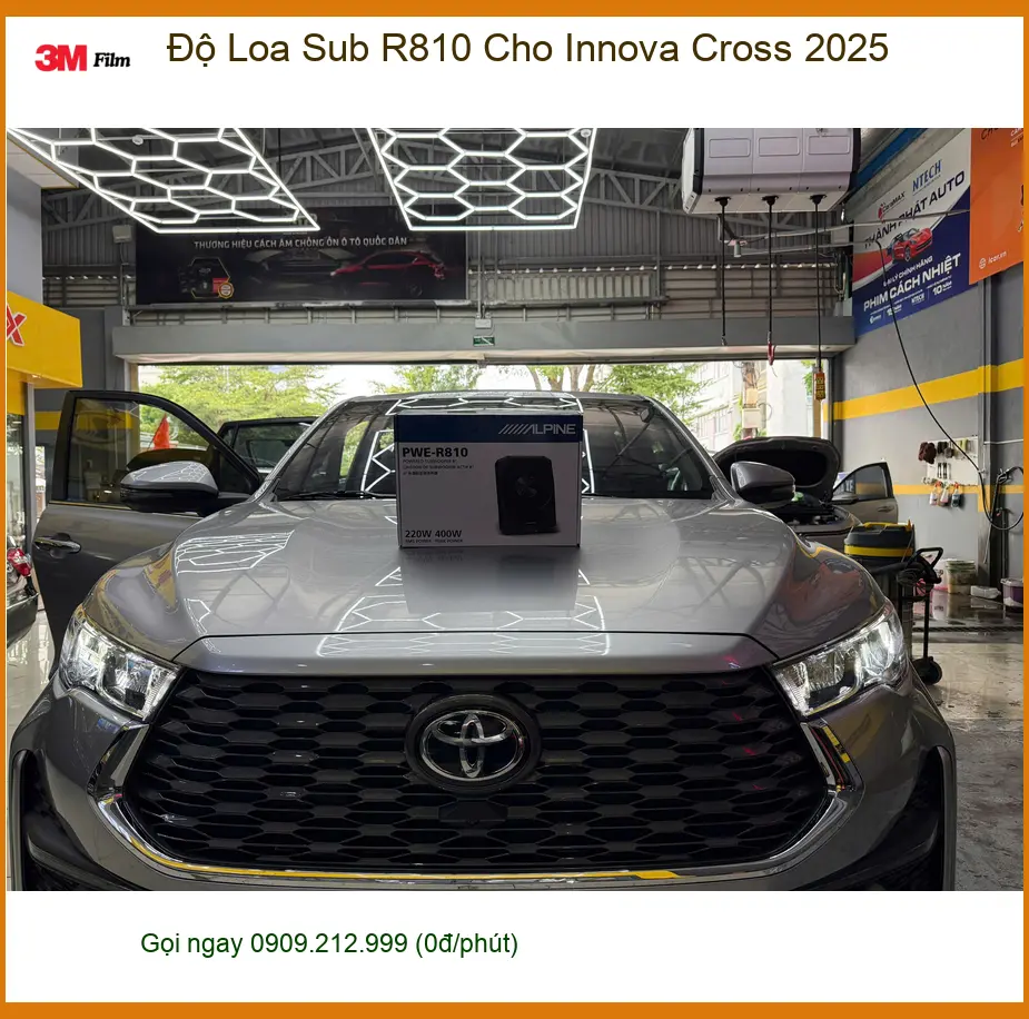 Anh Tùng độ loa Sub R810 cho Innova Cross 2025 nghe nhạc hay hơn ở Quận 12 ảnh thực tế 4