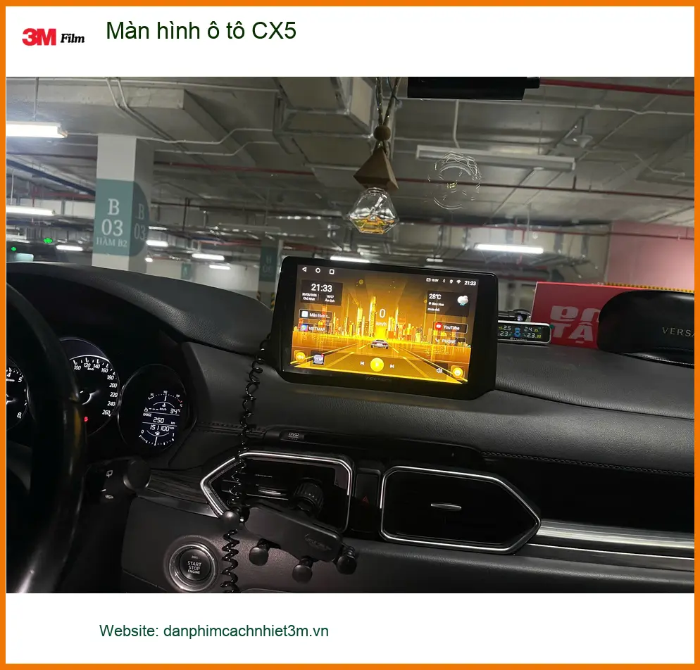 Anh Minh lắp màn hình ô tô CX5 Quận 9 vì màn zin quá lỗi thời