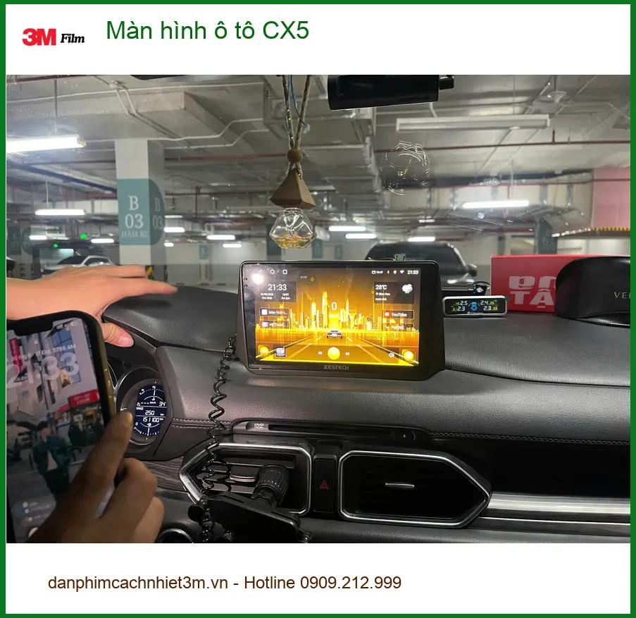 Anh Minh lắp màn hình ô tô CX5 Quận 9 vì màn zin quá lỗi thời ảnh thực tế 2