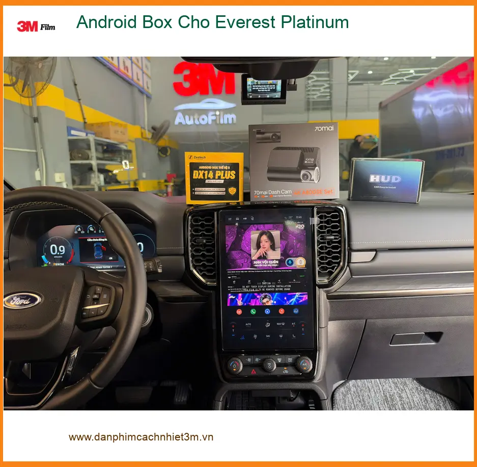 Chú Phước Lắp Android Box Cho Everest Platinum tại Quận 9 để xem YouTube không giật lag