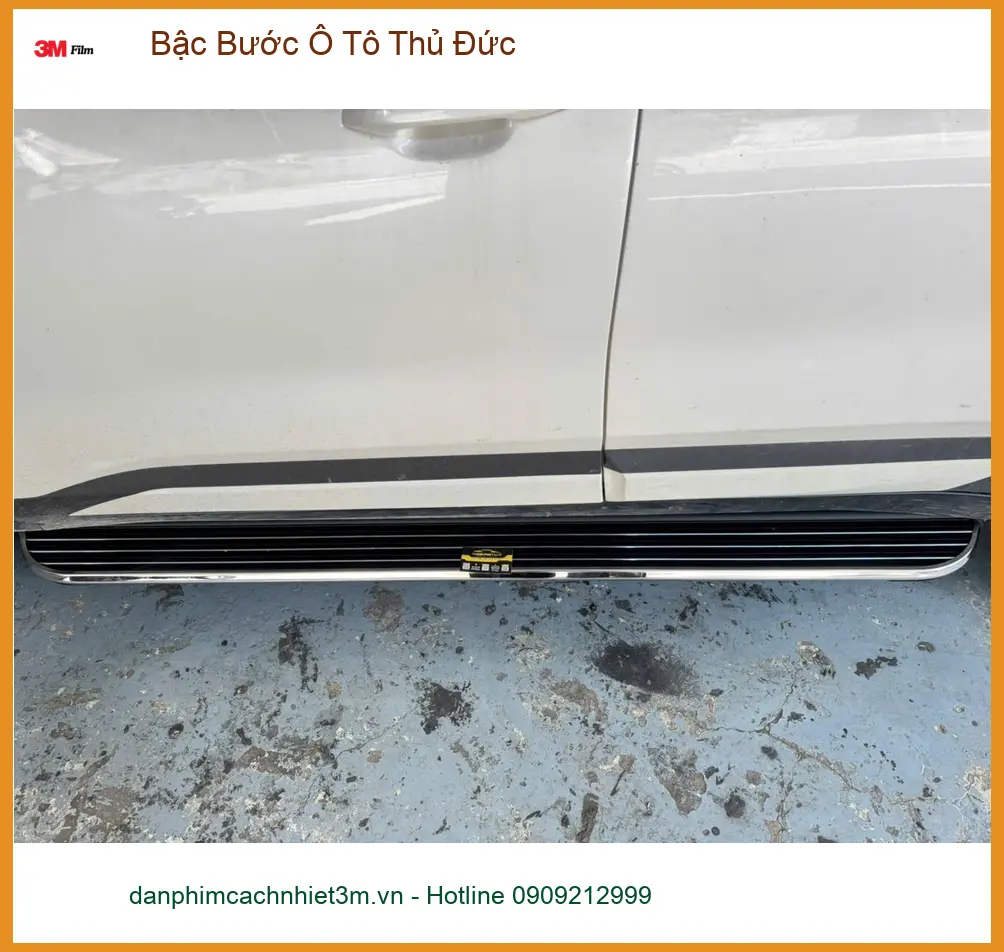 Bác Hùng lắp bậc bước ô tô Mazda CX-5 tại Thủ Đức để lên xuống tiện lợi ảnh thực tế 2