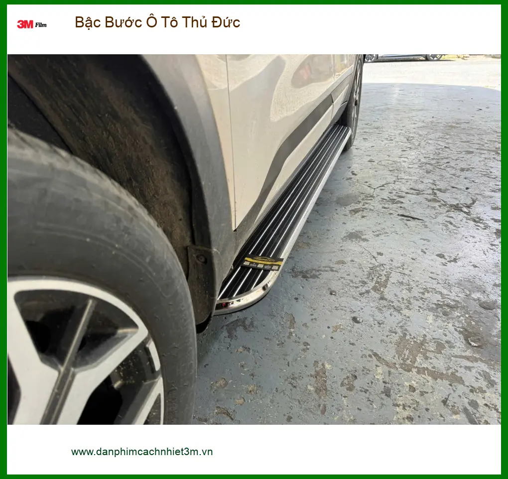 Bác Hùng lắp bậc bước ô tô Mazda CX-5 tại Thủ Đức để lên xuống tiện lợi ảnh thực tế 3