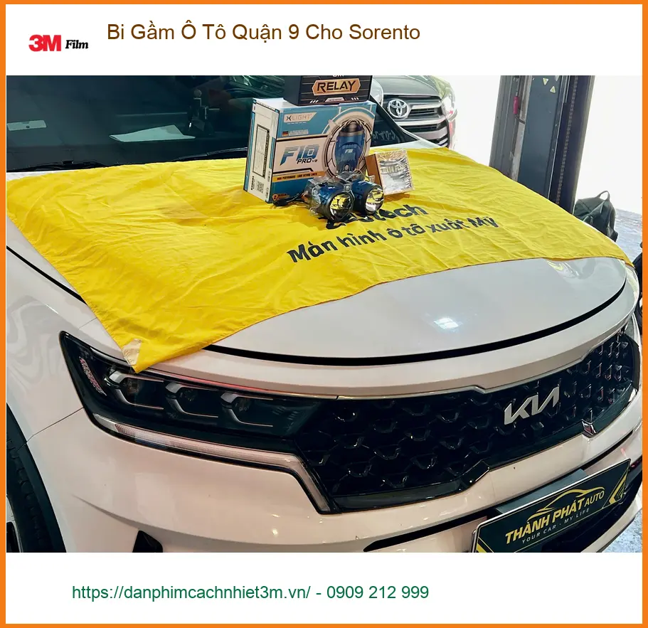 Anh Kiên độ Bi Gầm Ô Tô cho Sorento tại Quận Thủ Đức vì đèn zin không đủ sáng đi đêm ảnh thực tế 2