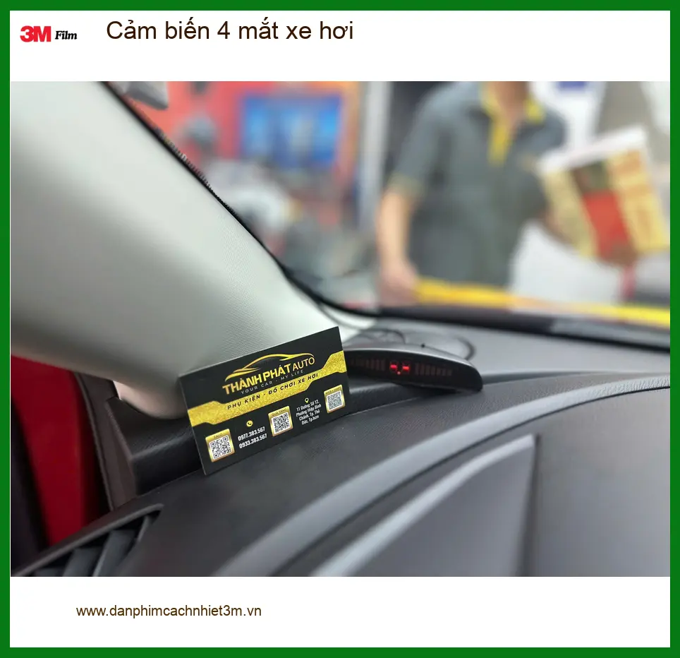 Chú Phát lắp cảm biến 4 mắt xe Kia Morning tại Hóc Môn để lùi xe an toàn hơn ảnh thực tế 4