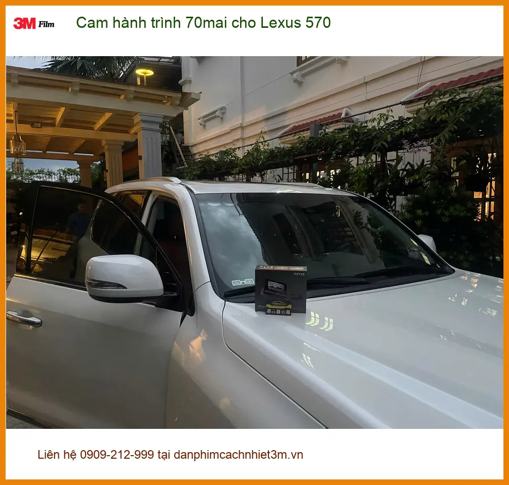 Anh Duy lắp cam hành trình 70mai cho Lexus 570 tại Quận 9 để an tâm hơn khi di chuyển