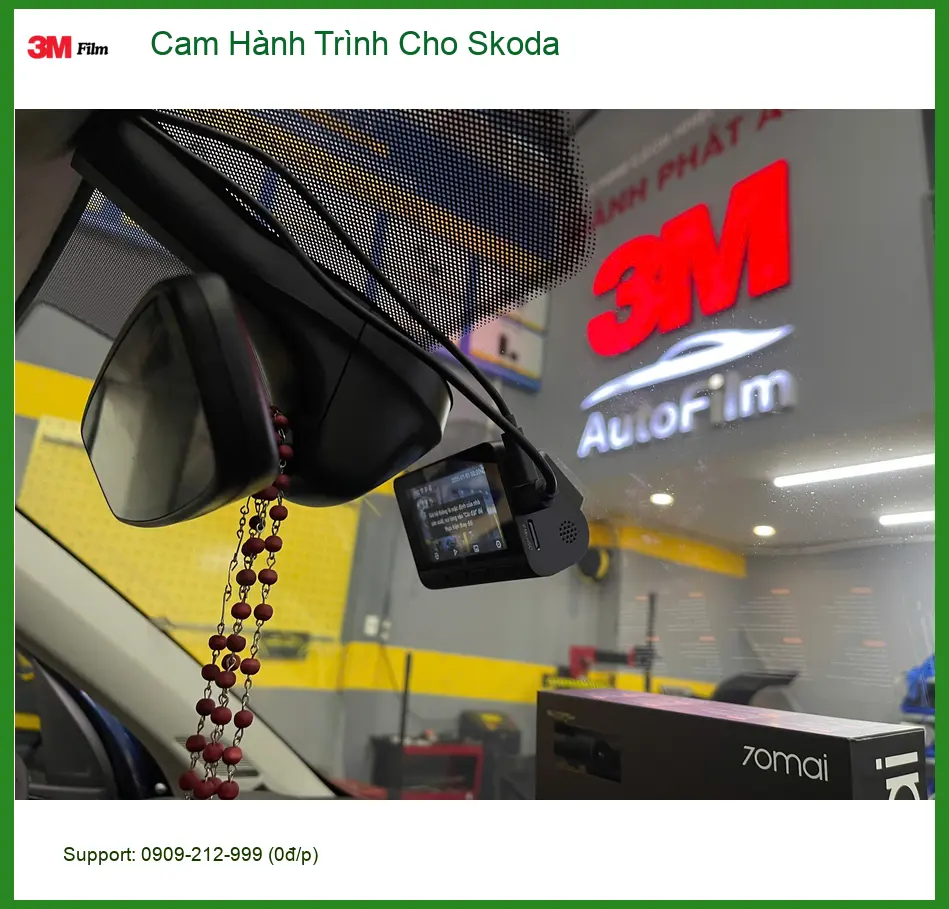 Chị Thảo lắp Cam Hành Trình cho Skoda Karoq tại Quận 9 để an tâm hơn khi lái xe đêm ảnh thực tế 4