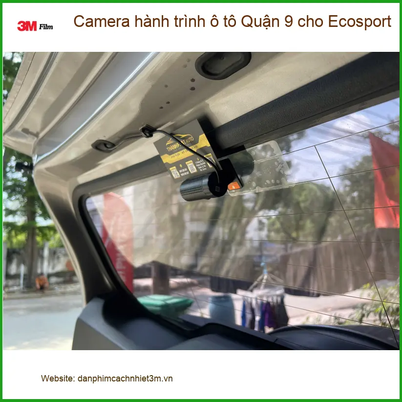 Anh Duy lắp camera hành trình ô tô Ford Ecosport tại Quận 9 để yên tâm di chuyển