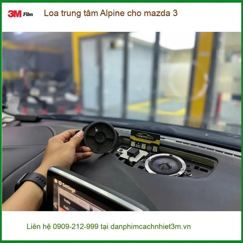 Anh Khang lắp loa trung tâm Alpine cho Mazda 3 ở Quận Bình Tân ảnh thực tế 3
