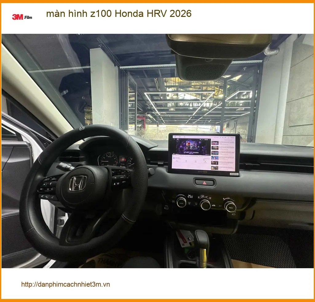 Chị An lắp màn hình Z100 cho Honda HRV 2026 tại Quận 3 vì màn zin không đủ tiện ích ảnh thực tế 3