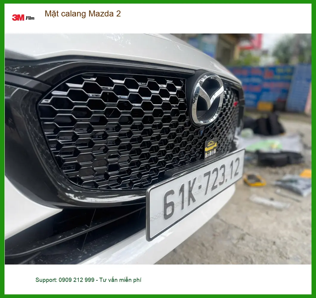 Chị Thanh độ Mặt calang Mazda 2 tại Quận 11 để xe có diện mạo mới ảnh thực tế 3