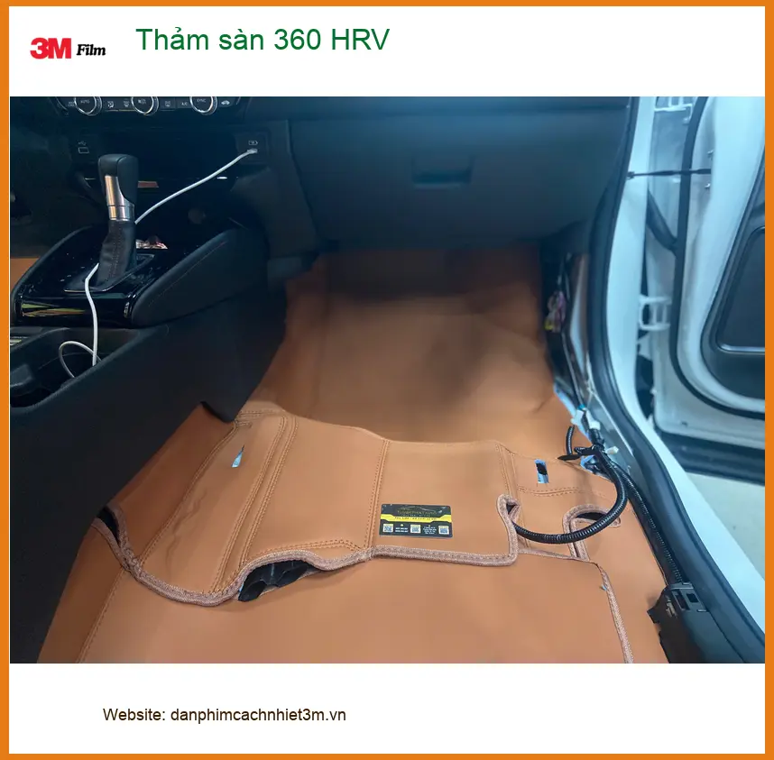 Anh Trọng lắp thảm sàn 360 HRV tại Quận 1 để nội thất xe luôn sạch sẽ ảnh thực tế 3