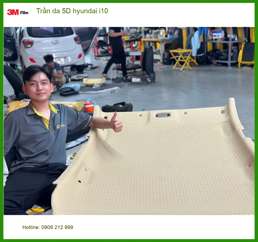 Anh Minh bọc trần da 5D cho Hyundai i10 tại Quận Phú Nhuận vì trần cũ ẩm mốc ảnh thực tế 3