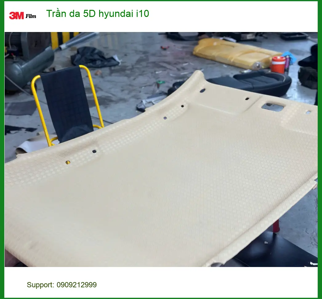 Anh Minh bọc trần da 5D cho Hyundai i10 tại Quận Phú Nhuận vì trần cũ ẩm mốc ảnh thực tế 5